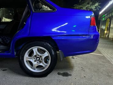 нива 4 двери: Daewoo Nexia 1.6, синий седан Характеристики и особенности: - Кузов