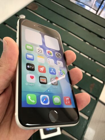 Apple iPhone: IPhone SE, 64 GB, Ağ, Barmaq izi, Face ID — 4