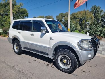 аренда авто мазда демио: Mitsubishi Pajero: 2003 г., 3 л, Автомат, Газ, Внедорожник