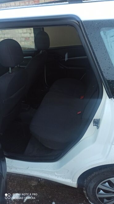 Ford: Ford Focus: 2000 г., 1.8 л, Механика, Бензин, Универсал — 4