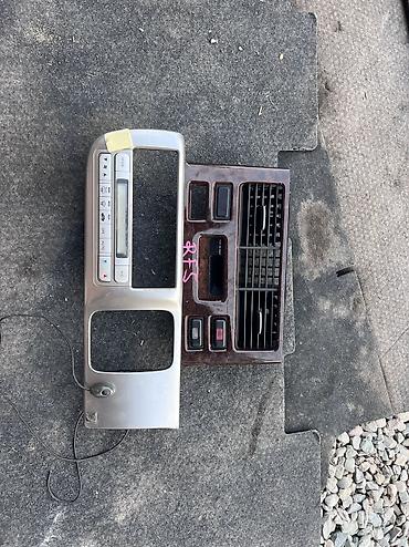mazda 7: Сenter console Honda 2003 г., Б/у, Оригинал, Япония — 1