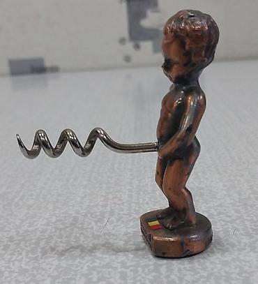 suviner pullar: Brüssel suveni̇ri antikvar – Manneken Pis fiqurlu şüşəaçan (burma — 8