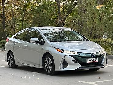 byd e6: Toyota Prius: 2018 г., 1.8 л, Вариатор, Гибрид, Седан — 2