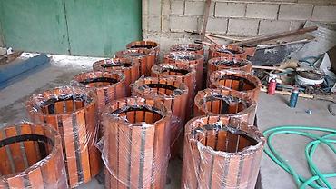 Мусорные урны: Уличная урна с крышей, металлическая - Материал: сталь, сварная — 10