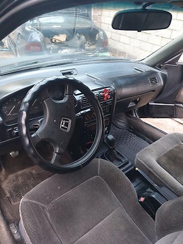 Продажа авто: Honda Accord: 1993 г., 2 л, Механика, Бензин, Универсал — 10