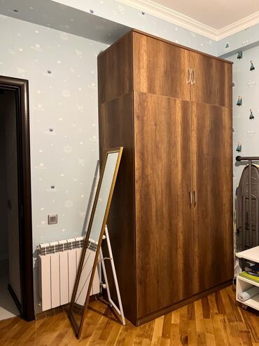 шкаф в гостинную: Гардеробный шкаф, Б/у, 2 двери, Распашной, Прямой шкаф, Россия