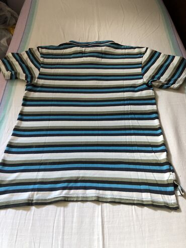 Majice: Polo majca Abercrombie Fitch, odlična. Dužina majce je 67cm napred i — 9