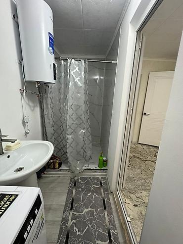 Продажа коттеджей и домов: Маевкадан 4 болмолуу үй сатылат, абалы жакшы сүрөттөгүдөй, удобства — 16