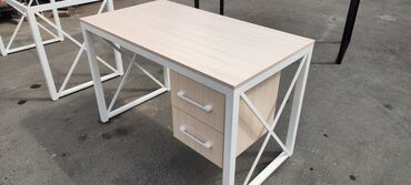 столы для кухни кафе: Журнальный Стол, Новый