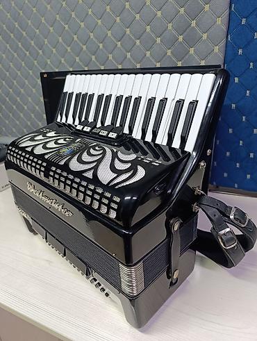 Аккордеоны: Аккордеондор сатылат.Привозной Кыргызстанда ойнолбогон.Weltmeister — 4