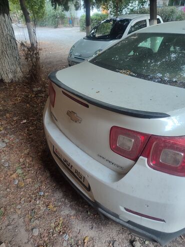 Chevrolet: Chevrolet Malibu: 2014 г., 2.4 л, Автомат, Газ, Седан at lalafo.kg — 4 Chevrolet: Chevrolet Malibu: 2014 г., 2.4 л, Автомат, Газ, Седан — 4