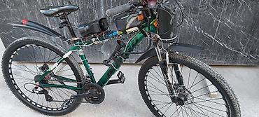 velosiped satiram 28: Tam aksesuarlarla təchiz edilmiş dağ velosipedi Xüsusiyyətlər: - 29" — 2