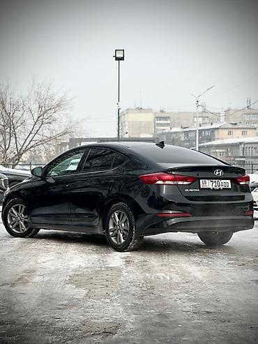 Hyundai: Hyundai Elantra: 2018 г., 2 л, Автомат, Бензин, Седан — 3