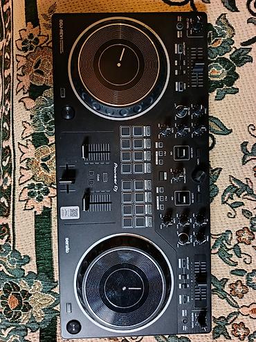 kontroller: Pioneer DJ DDJ-REV1 DJ kontrolleri - Seriya/model: DDJ-REV1 (Pioneer — 4