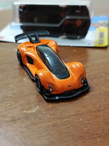 idman qaçış: ACILMAMIS SARILIR ! Hot Wheels – Czinger 21C (192/250, 1/10 seriya) -