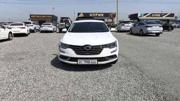 Renault: Renault : 2019 г., 2 л, Автомат, Газ, Седан