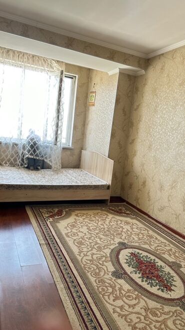 подселение жал: 1 комната, Собственник, С мебелью частично