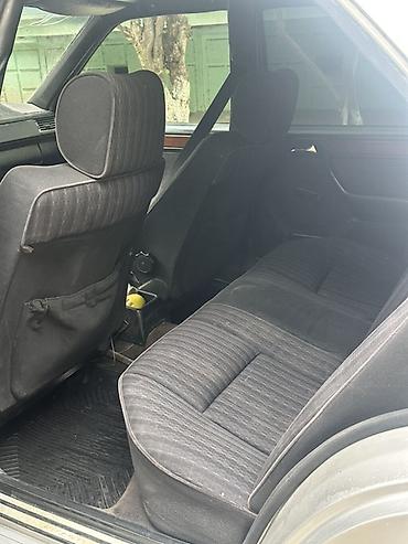 mazda demio1: Mercedes-Benz W124: 1992 г., 2.2 л, Механика, Газ, Седан — 7