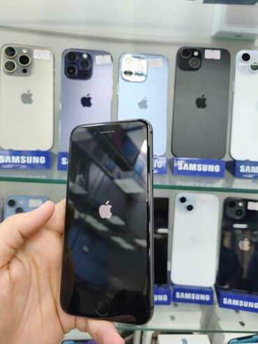 Apple iPhone: IPhone 8, 256 GB, Qara — 11