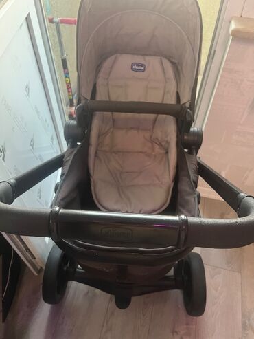 Əkizlər üçün arabalar: Klassik gəzinti arabası, Chicco, İşlənmiş, Pulsuz çatdırılma