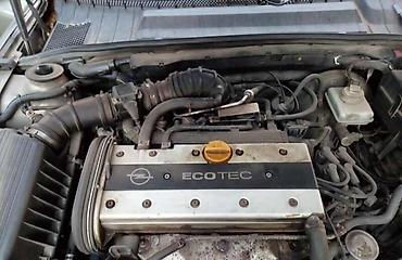 parksajd alati: GLAVA MOTORA ZA OPEL VECTRA B | opel vectra b 1.8 glava motora — 1
