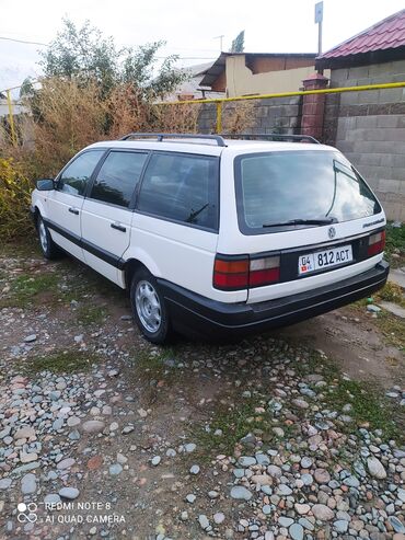 Volkswagen: Volkswagen Passat: 1991 г., 1.8 л, Механика, Бензин, Универсал