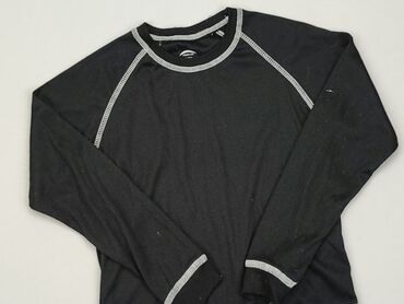 czarna bluzka z aplikacją: Bluzka, 8 lat, 122-128 cm, stan - Dobry