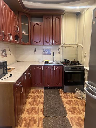 Продажа коттеджей и домов: Продается дом, 5 соток в Пишпеке Внутри участка 3 здания жилых и 2 at lalafo.kg — 11 Продажа коттеджей и домов: Продается дом, 5 соток в Пишпеке Внутри участка 3 здания жилых и 2 — 11