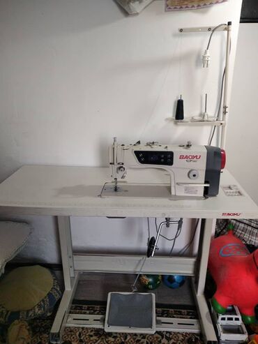 куплю шв машинка: Швейная машина Полуавтомат