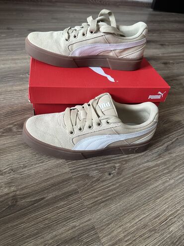 Krasofkalar və idman ayaqqabıları: Puma