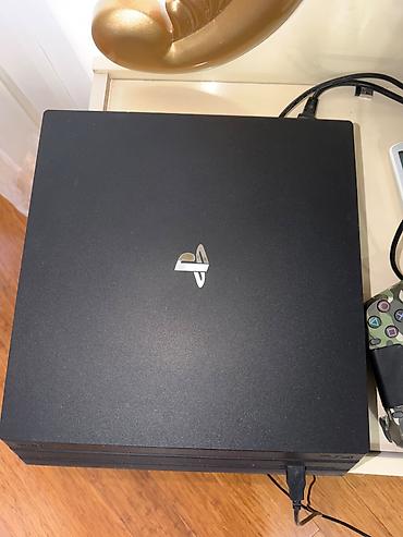 PS4 (Sony Playstation 4): İdeal vəziyyətdə PlayStation 4pro satılır şəxsi istifadə olunub — 3