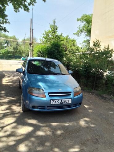 Daewoo: Daewoo Kalos: 2003 г., 1.4 л, Механика, Бензин, Хэтчбэк