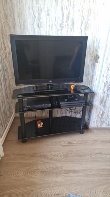 komputer ekran şəkilləri: Tv altliği ve Televizor birlikde satilir. Tam iwlek. Yutuba qowmaq