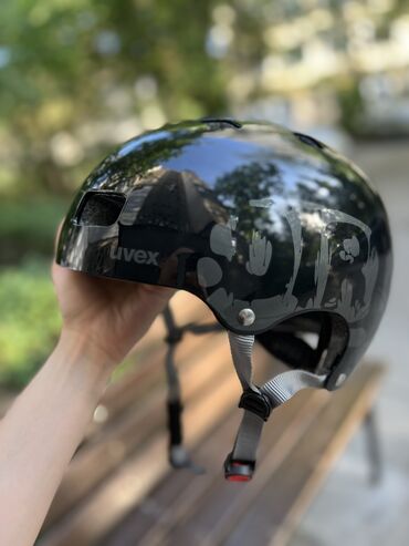 Шлемы: Шлем Uvex, почти новый