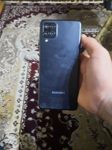 a12 kabrolari: Samsung Galaxy A12 | 32 GB | rəng - Qara | Barmaq izi, İki sim kartlı, Face ID