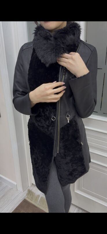 чёрное платье размер 50 52: Женская дублёнка полуприлегающего силуэта, цвет чёрный. - Материалы