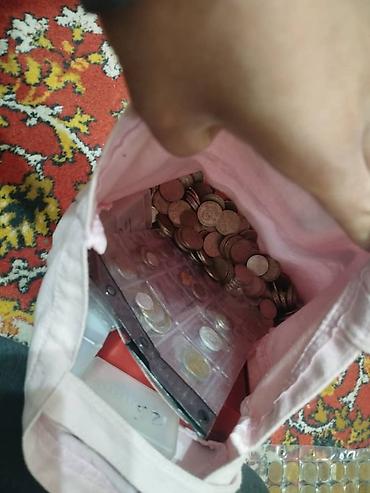 Монеты: Коллекция монет и банкнот России Состав: - Альбом «Памятные монеты — 16