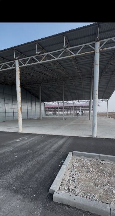 сдам место в салоне красоты: Продается торгово-складской ангар 90 м² в ТЛЦ «Караван» – идеальное