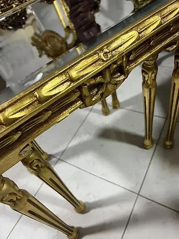 lenjivac: Set tri stočića 🪑 Odlično stanje 🌟 Pozlata ✨ Lično preuzimanje ili — 4