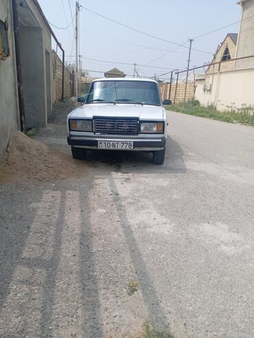 VAZ (LADA): Təcili satılır. Heç bir problemi yoxdur enjektor matordu