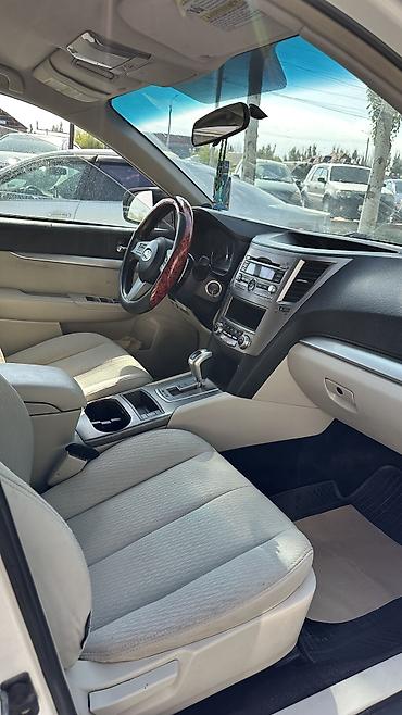 Subaru: Subaru Outback: 2010 г., 2.5 л, Автомат, Газ, Универсал — 6
