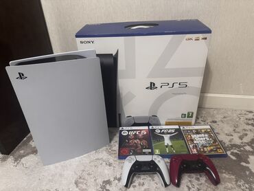 диск на ps2: PlayStation 5 состояние идеальное 2 джойстика и 3 игры ufc 5, fc25