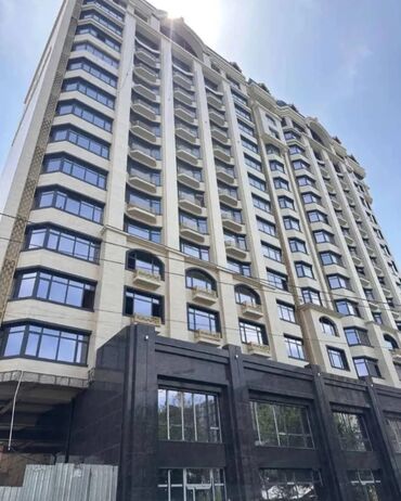 срочно продаётся 1 комнатная квартира в районе ошского рынка по улице кенсуйская: 2 комнаты, 57 м², Элитка, 13 этаж, ПСО (под самоотделку)