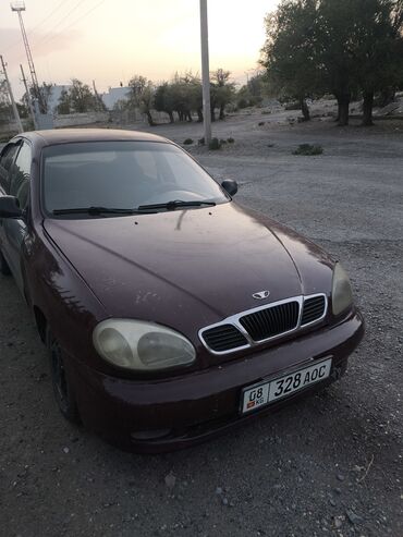 Daewoo: Daewoo Lanos: 1996 г., 1.5 л, Механика, Бензин, Седан
