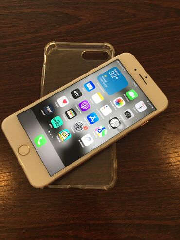 Avtoelektronika: IPhone 8 Plus, 64 GB, Barmaq izi