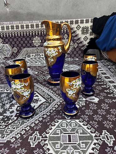 dekor guller: Məhsul: Mavi şüşədən dekorativ süfrə dəsti Təsvir: - Klassik — 1