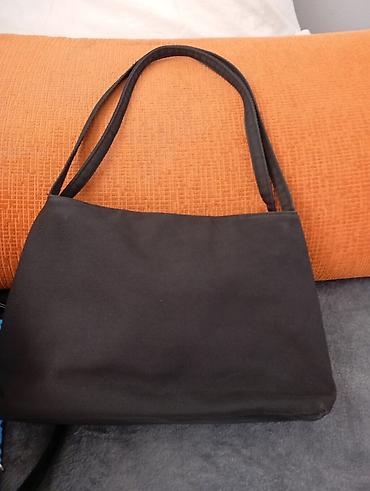 Putni koferi i torbe: Set torbi i tašni – više modela - Elegantna crna tašnica sa metalnim — 22