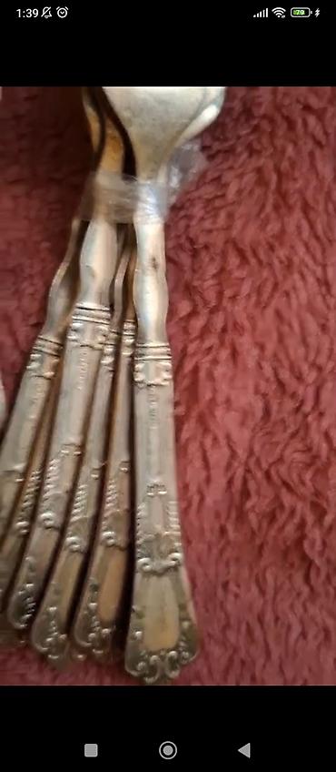 spirtli karton: Qədimi naxışlı stol cihazları dəsti - Material: Gümüşü tonlu metal — 4