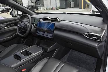 byd e2: Dongfeng : 2026 г., Автомат, Гибрид, Кроссовер — 4