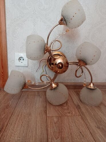 Çilçıraqlar: Çılçıraq, 6 lampa, Şüşə